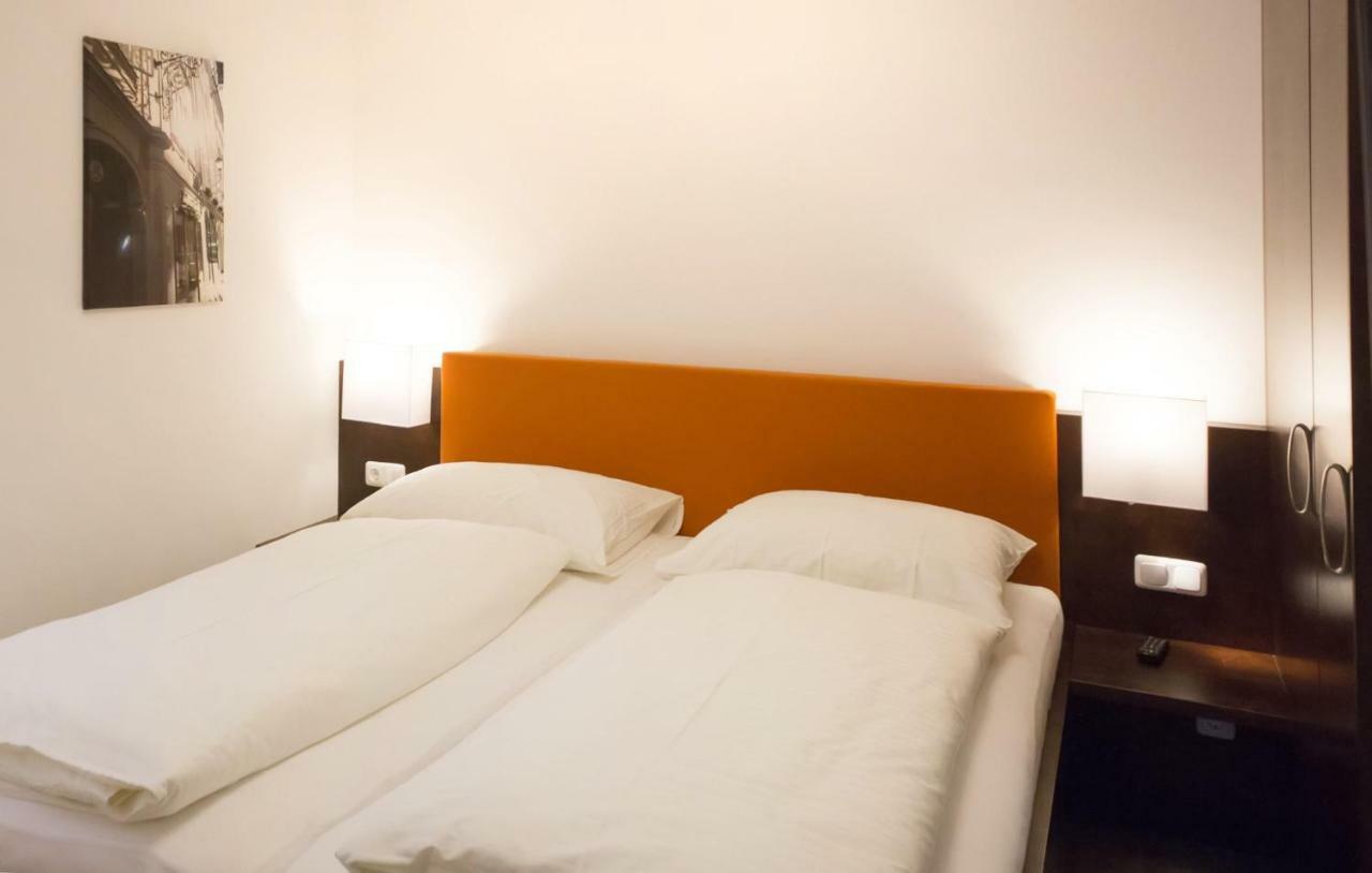 Holiday Apartments By Das Gruene Hotel Zur Post - 100 % Bio & Villa Ceconi Salzburg Eksteriør billede
